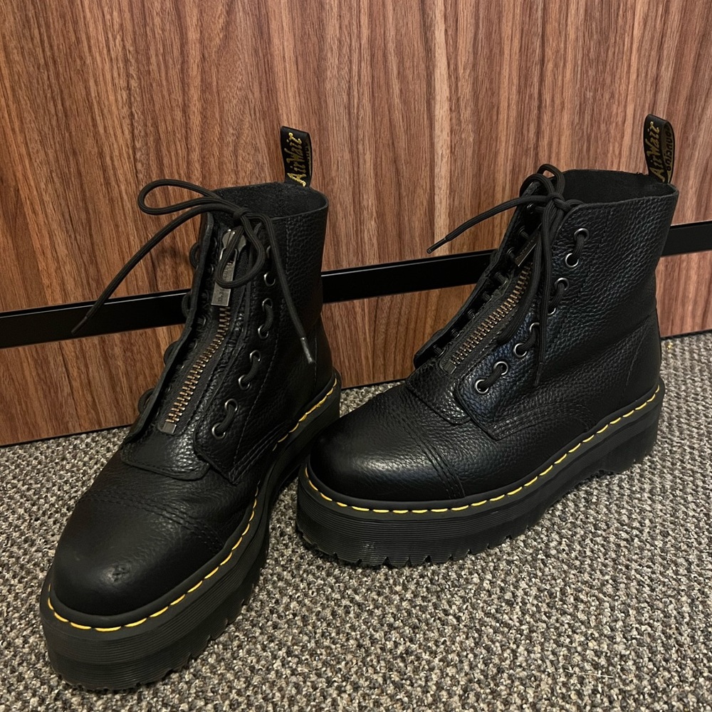 Dr. Marten Sinclair Boot